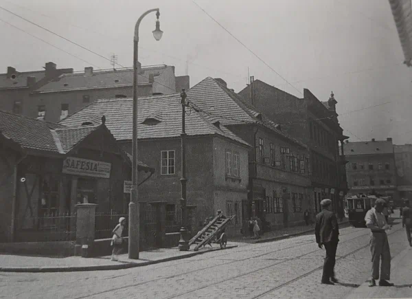 táboritská x sudoměřská, vzadu Ondříčkova1938